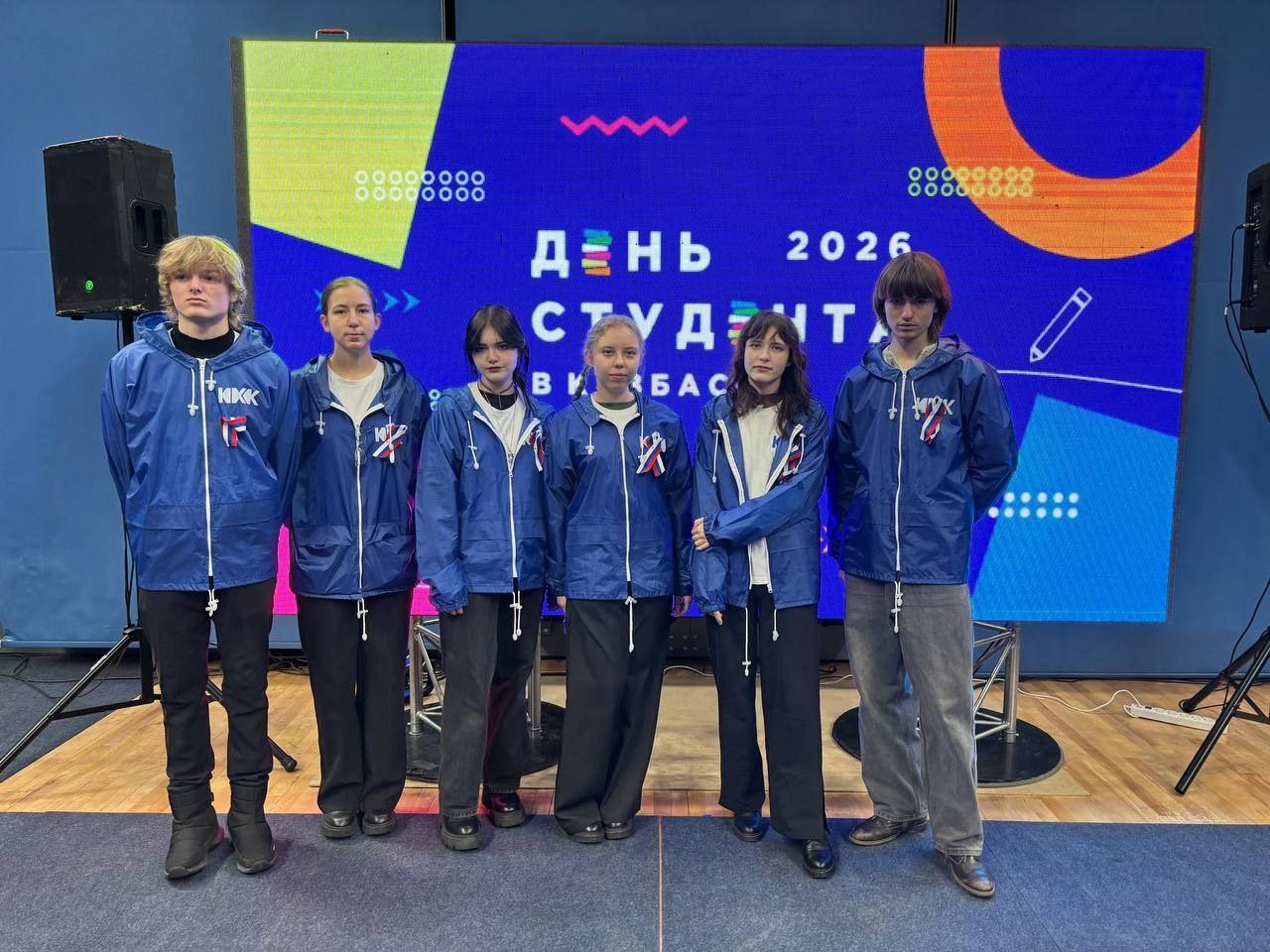 photo 5445279913377206940 y